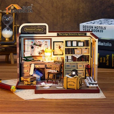 Leynilögreglumaður Þema DIY Dolls House Kit